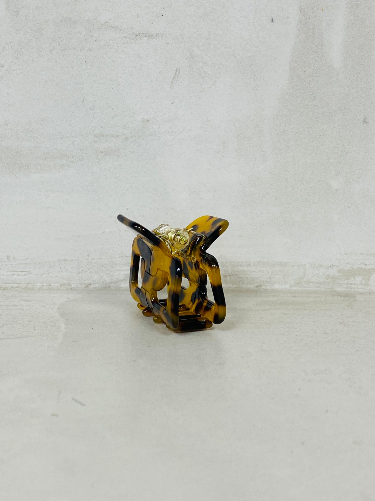 Small leopard hairclips